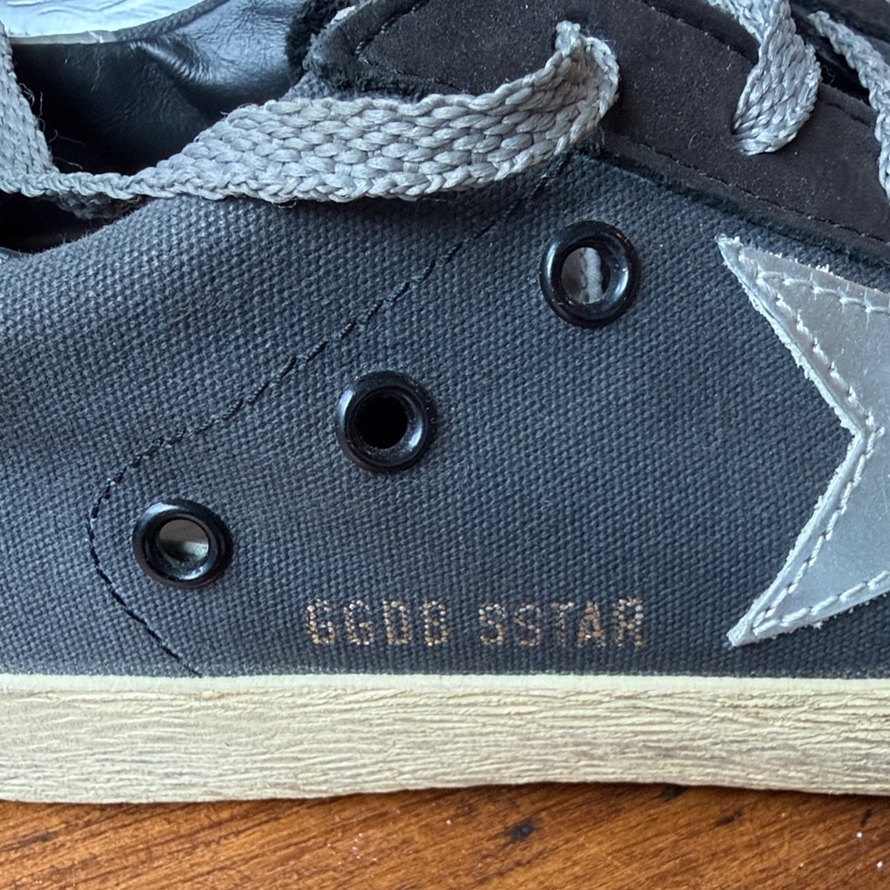 Authentic Golden Goose Black and Silver Sneakers like new - Picture 9 of 9